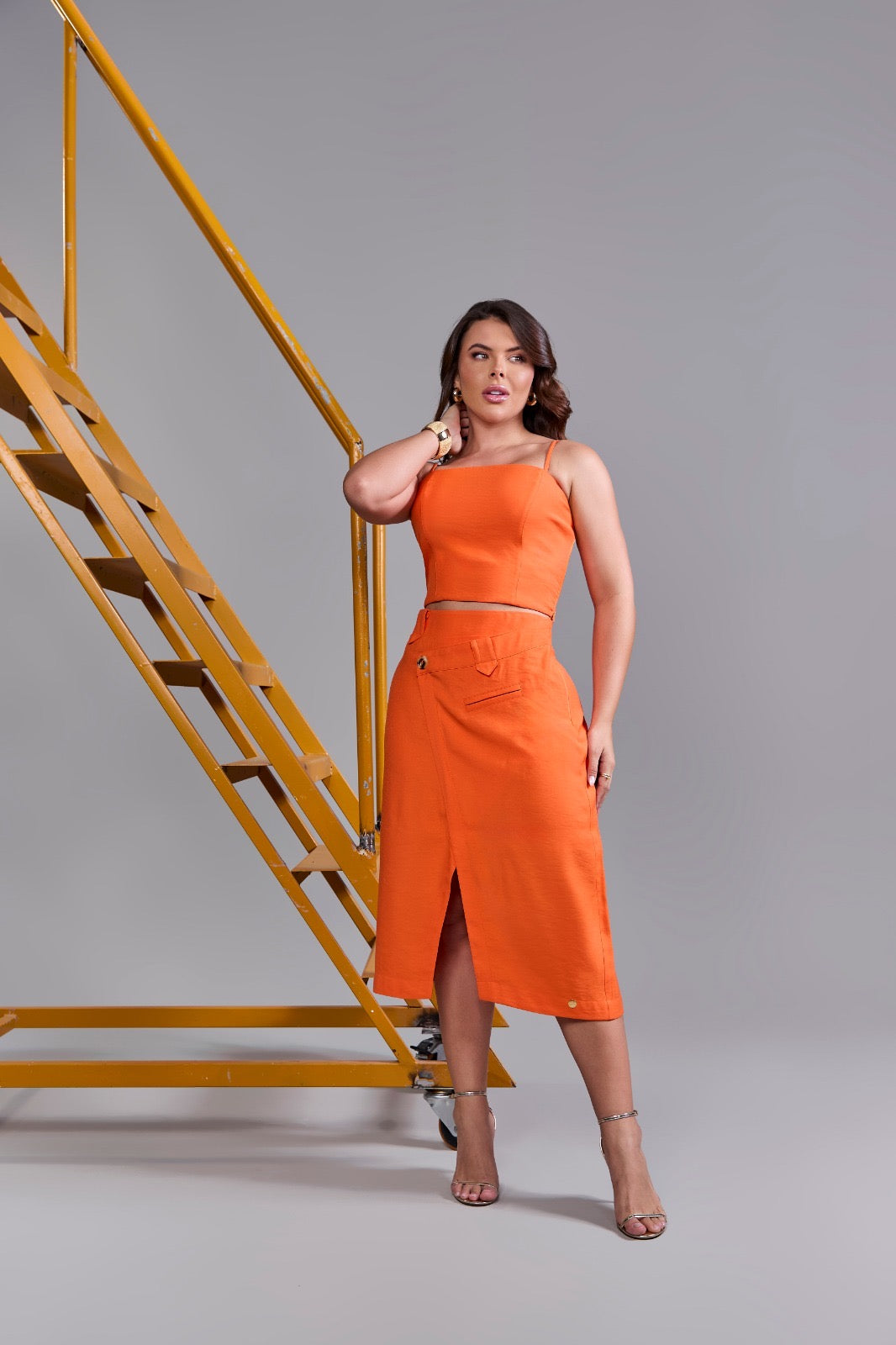 Jupe longue avec ceinture asymétrique