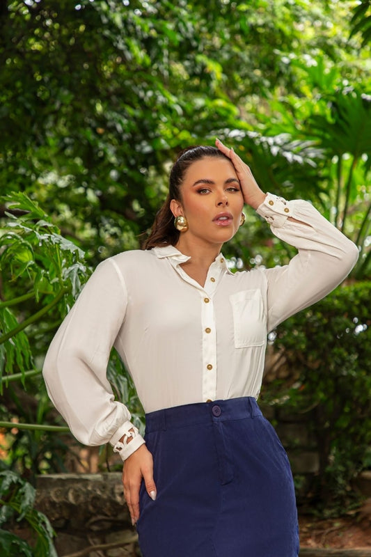 Chemise avec manchette différenciée